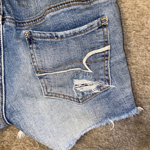 American Eagle cut off denim shorts-Mid-size 00 - Picture 8 of 9